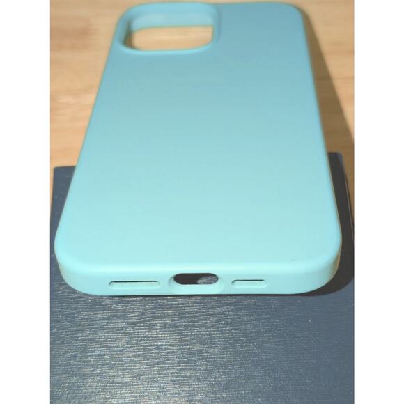 CORDKING Apple iPhone 13 Pro Max Silicone Ultra Slim Protective Case in Sea Blue - Picture 4 of 6